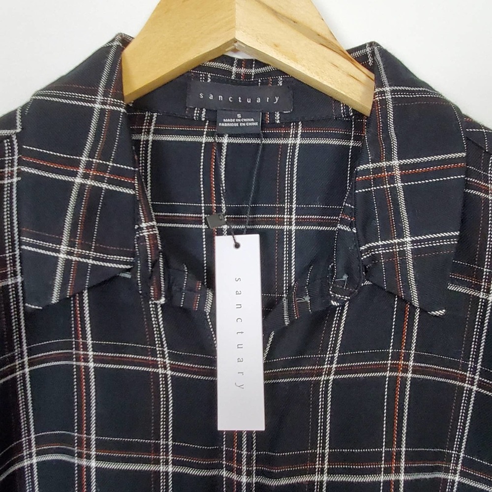 Sanctuary | NWT Plaid knot front top - Picture 2 of 6